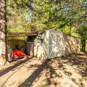 Photo #35 of 304 Dana Drive, Farmville, VA 0.5 acres