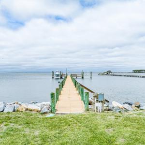 Dock