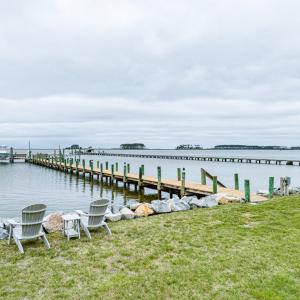 Dock