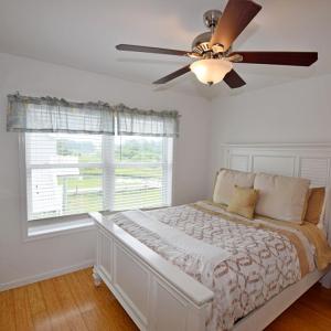 Photo #33 of 2522 MAIN ST, CHINCOTEAGUE, VA 0.2 acres