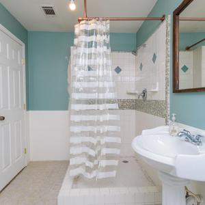 Bath 3