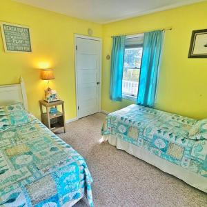 Photo #21 of 5504 AMRIEN DR, CHINCOTEAGUE, VA 0.3 acres