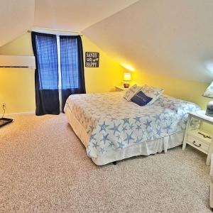 Photo #38 of 5504 AMRIEN DR, CHINCOTEAGUE, VA 0.3 acres