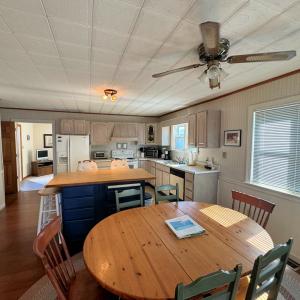 Photo #5 of 3196 MAIN ST, CHINCOTEAGUE, VA 0.3 acres