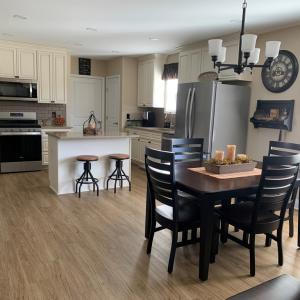 Dining room/kitchen