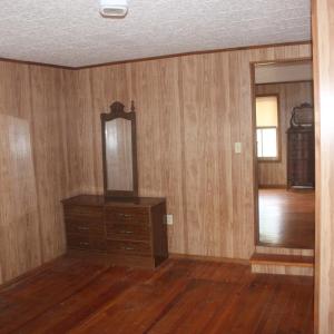 2nd floor bedroom