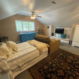 Photo #33 of 28099 HARBORTON RD, HARBORTON, VA 1.4 acres