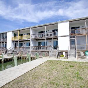 Photo #15 of 7622 EAST SIDE RD, CHINCOTEAGUE, VA