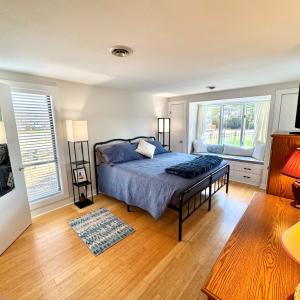 Photo #9 of 5450 WARREN ST, CHINCOTEAGUE, VA 0.4 acres