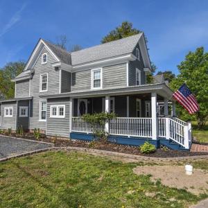 Photo #2 of 24 MAIN ST, WACHAPREAGUE, VA 0.5 acres