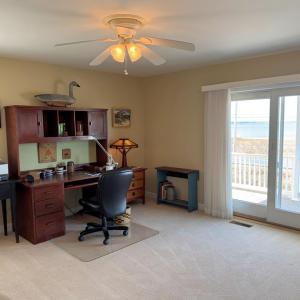 1st level bedroom / study