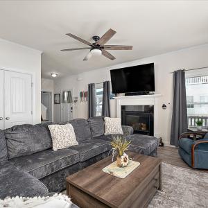 Photo #7 of 37430 BAYSIDE DR, GREENBACKVILLE, VA 0.2 acres