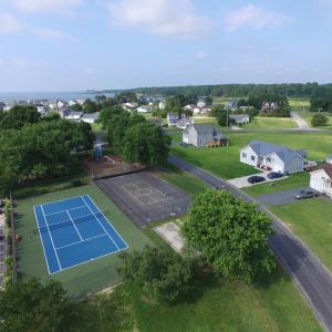 Tennis/Pickleball Courts.