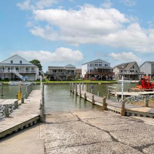 Drop your Boat in at the Marina!
