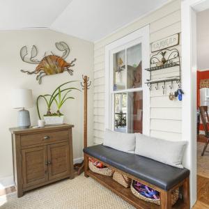 Entrance porch