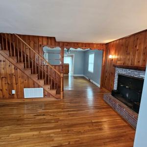 LIVING ROOM -1