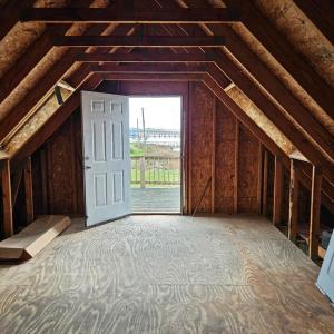 UPPER BOATHOUSE