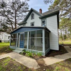 spacious screen porch