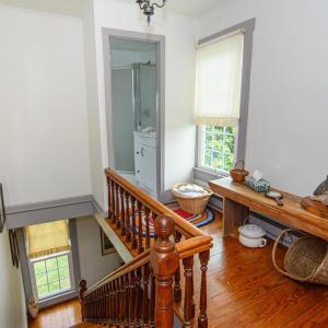2nd Floor Foyer