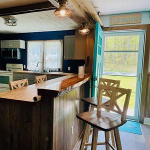 Photo #8 of 26061 SAXIS RD, TEMPERANCEVILLE, VA 0.7 acres