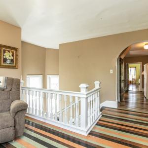 Upstairs landing v2