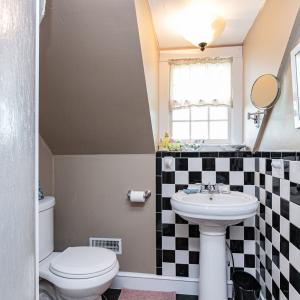 Bathroom 2 v2