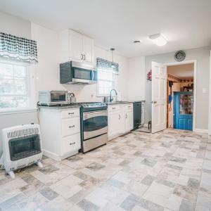 Photo #7 of 8045 HICKMAN FARM LN, WALLOPS ISLAND, VA 0.5 acres