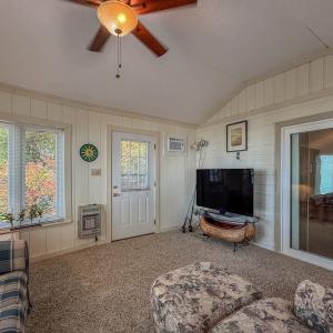 Sunroom/Bonus Room
