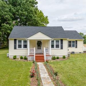 Photo #3 of 19041 PLANTATION RD, ONANCOCK, VA 0.8 acres