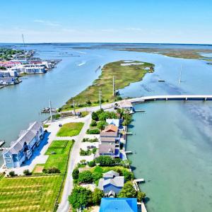 Photo #10 of 6180 MARSH ISLAND DR, CHINCOTEAGUE, VA 0.1 acres