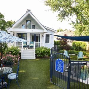 Guest Cottage