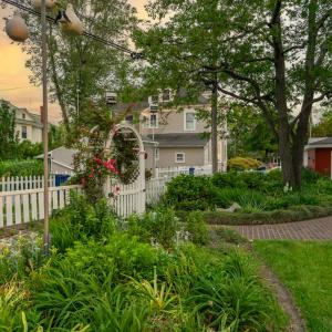 Photo #16 of 306 BAY AVE, CAPE CHARLES, VA 0.5 acres