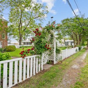 Photo #22 of 306 BAY AVE, CAPE CHARLES, VA 0.5 acres