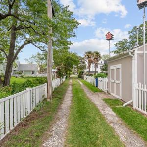 Photo #26 of 306 BAY AVE, CAPE CHARLES, VA 0.5 acres