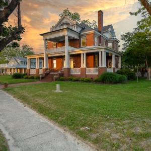 Photo #5 of 306 BAY AVE, CAPE CHARLES, VA 0.5 acres