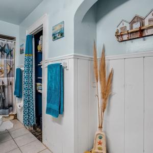 Photo #27 of 6126 TAYLOR ST, CHINCOTEAGUE, VA 0.4 acres