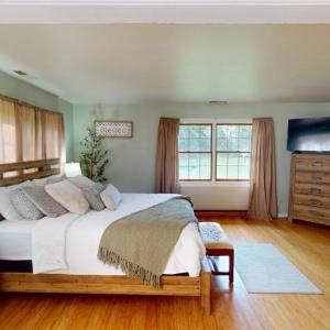 Main Bedroom Suite