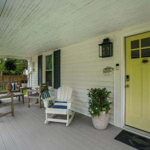 Open Font Porch, Composite decking for easy care
