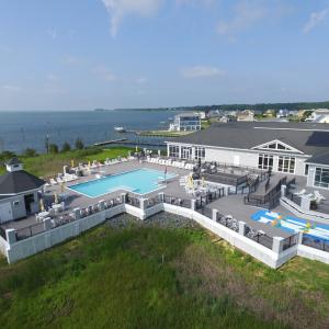 Captain's Cove Marina Pool