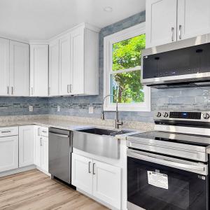 Real Wood Cabinets and SS Appliances