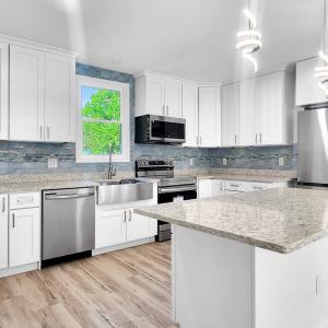 Gourmet Kitchen with Island