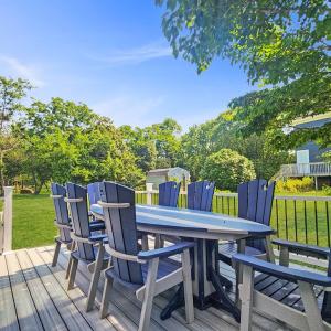 Deck off of dining area