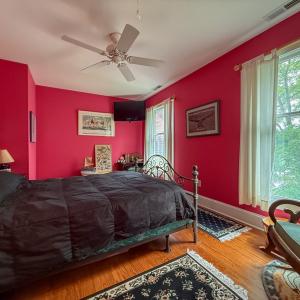 Upstairs Bedroom 4