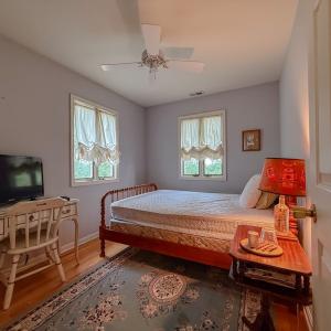 3rd Floor Bedroom 9