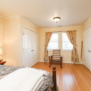 Primary suite