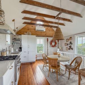 Photo #17 of 6526 BROADWATER CIR, OYSTER, VA 40.0 acres