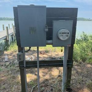Dock power
