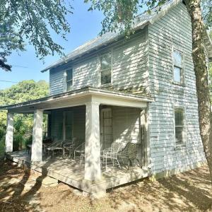 Photo #2 of 12185 HACKSNECK RD, HACKSNECK, VA 0.8 acres