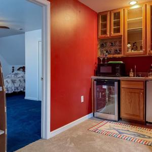 Upstairs wet bar