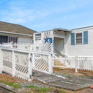 Photo #3 of 8254 SEA BREEZE DR, CHINCOTEAGUE, VA 100.0 acres